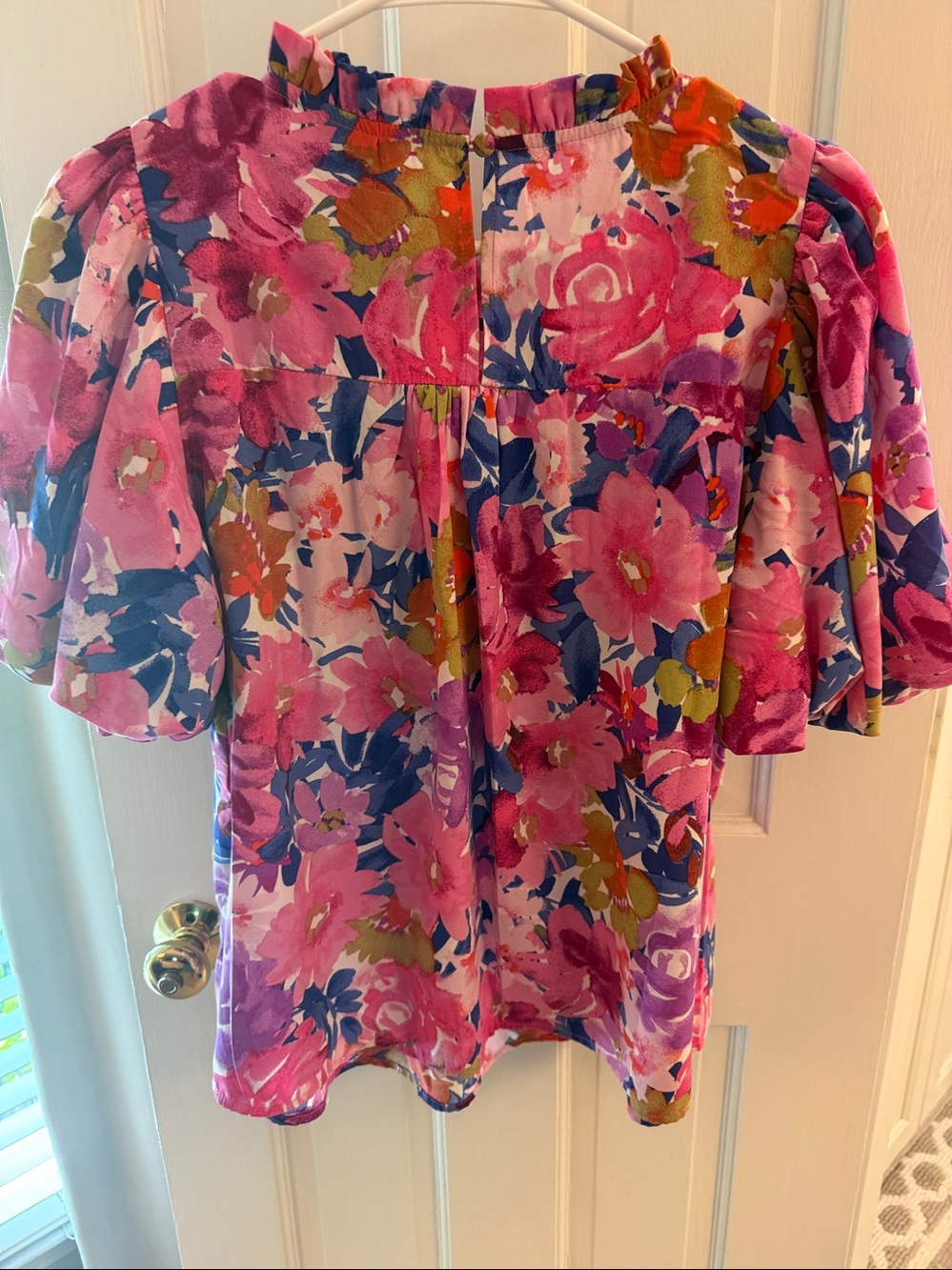 Pink Floral Ruffle Neck Blouse- M - Picture 3 of 7